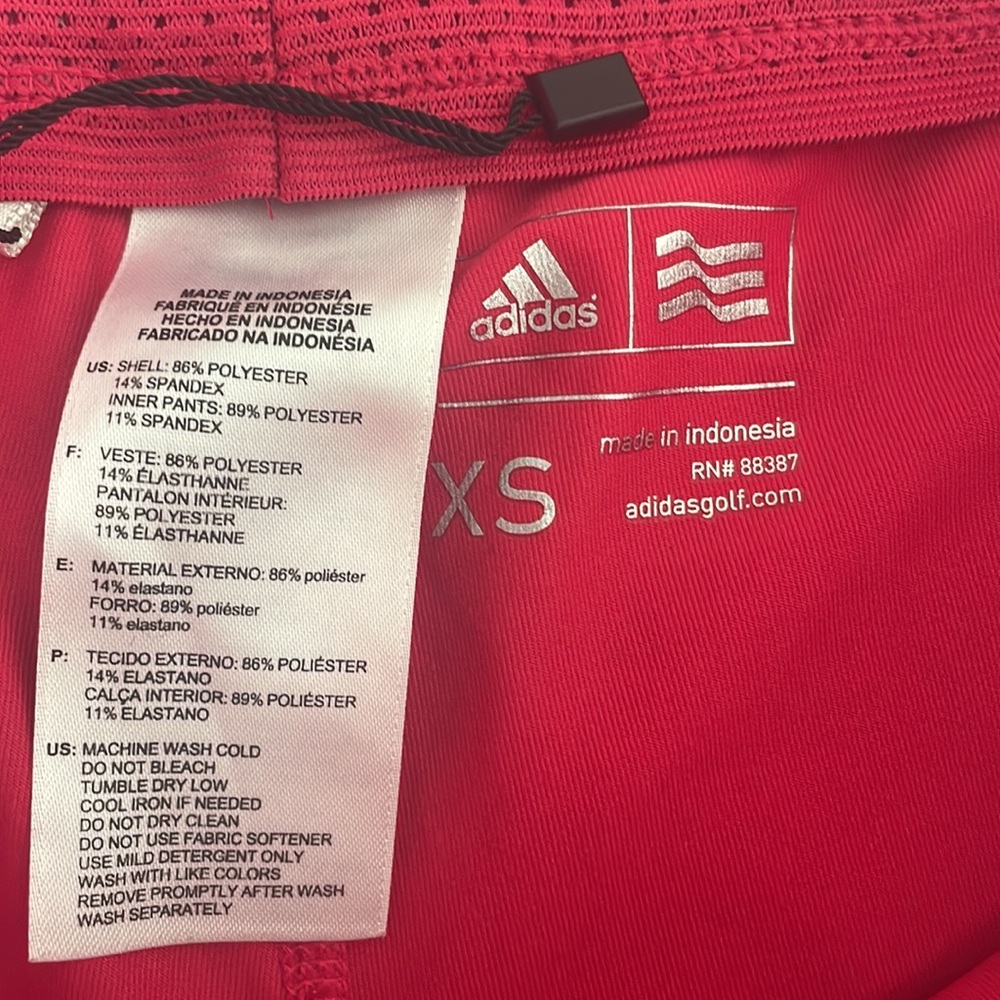 NWOT Adidas golf skirt with built in shorts . Size XS - Picture 3 of 6